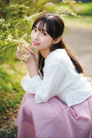 夜勤护士制服丝袜诱惑你举起肉棒