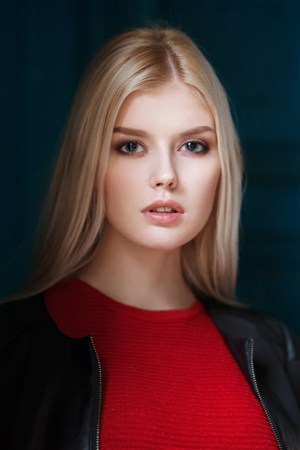 太满了溢出来了装不下了