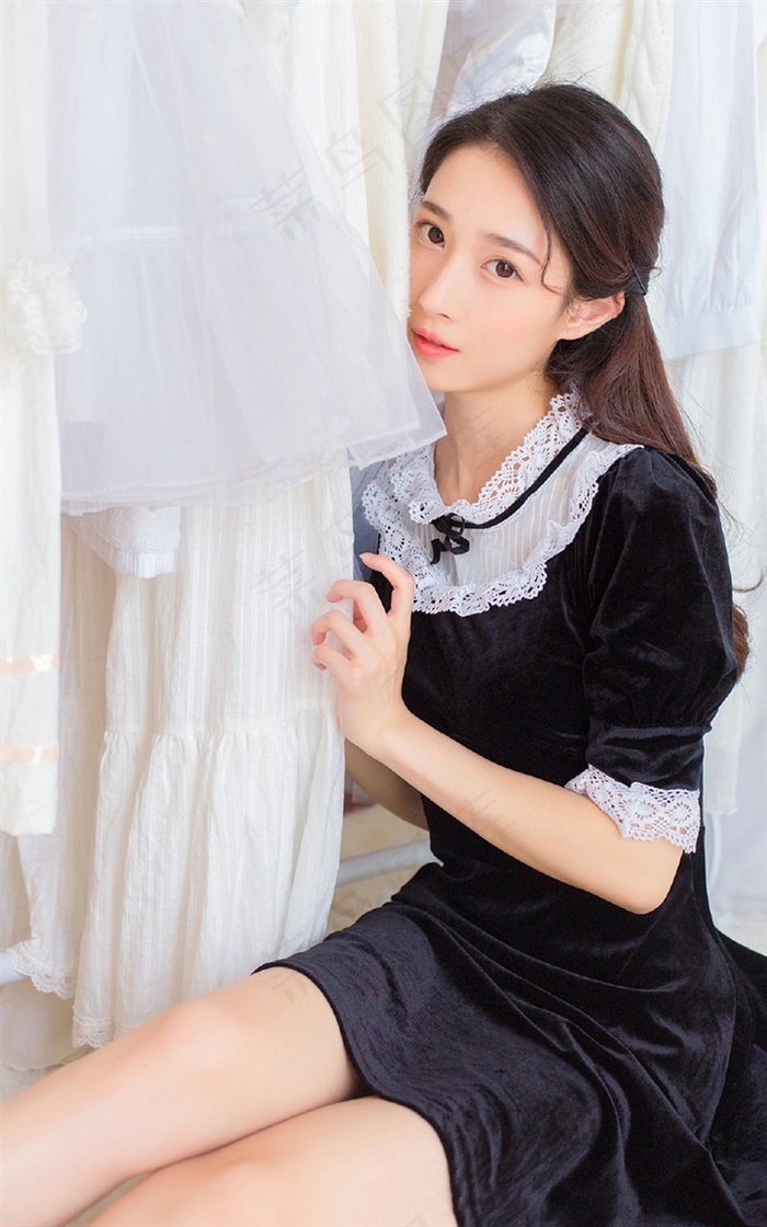 娇妻和局长做爰