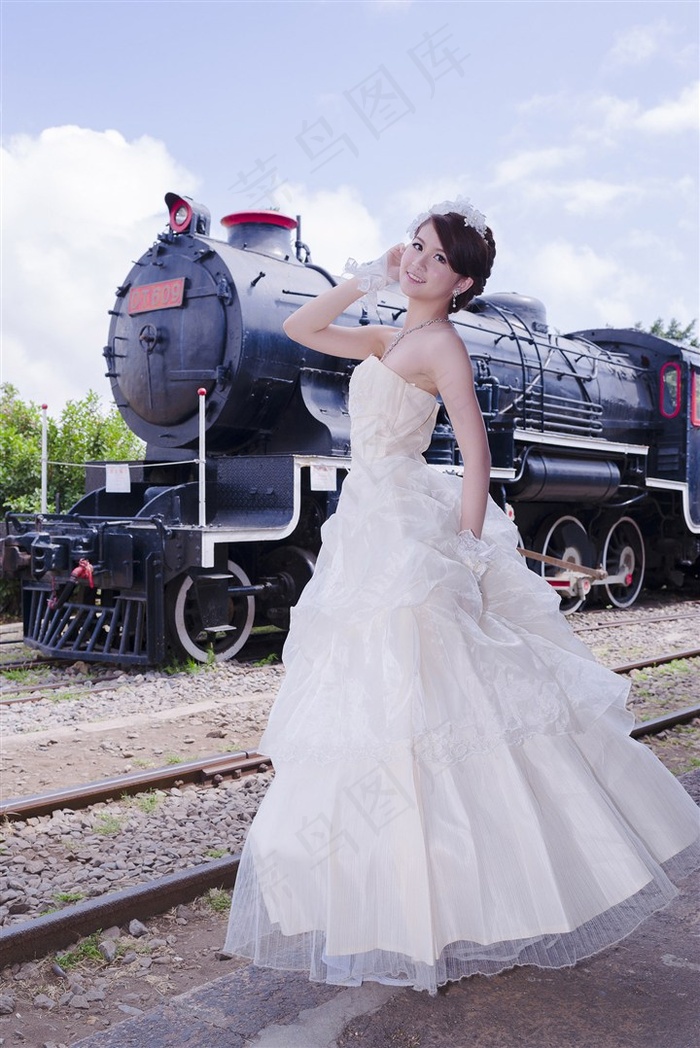 轻熟欲妇电子书